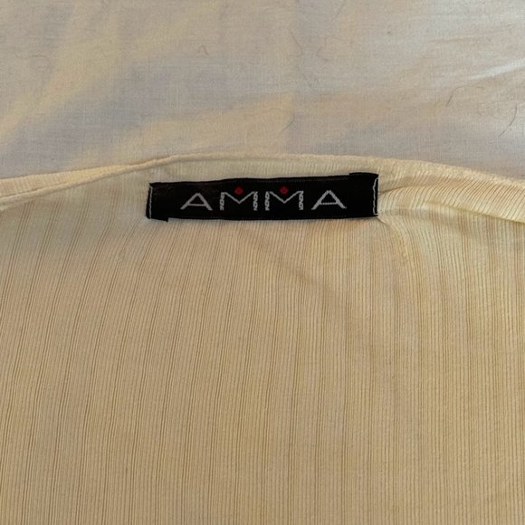 Sold! - Cream Ruched Shoulder Deep Sweetheart Neckline Top - Picture 2 of 3